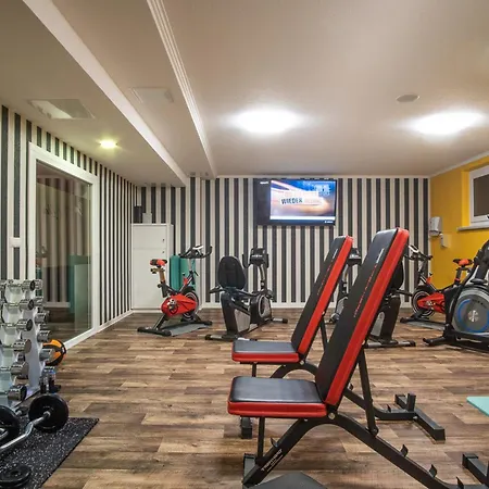 Traumhaftes - Odins Blick 18 - Mit Terrasse, Privatstrand, Sauna Apartment Lobbe